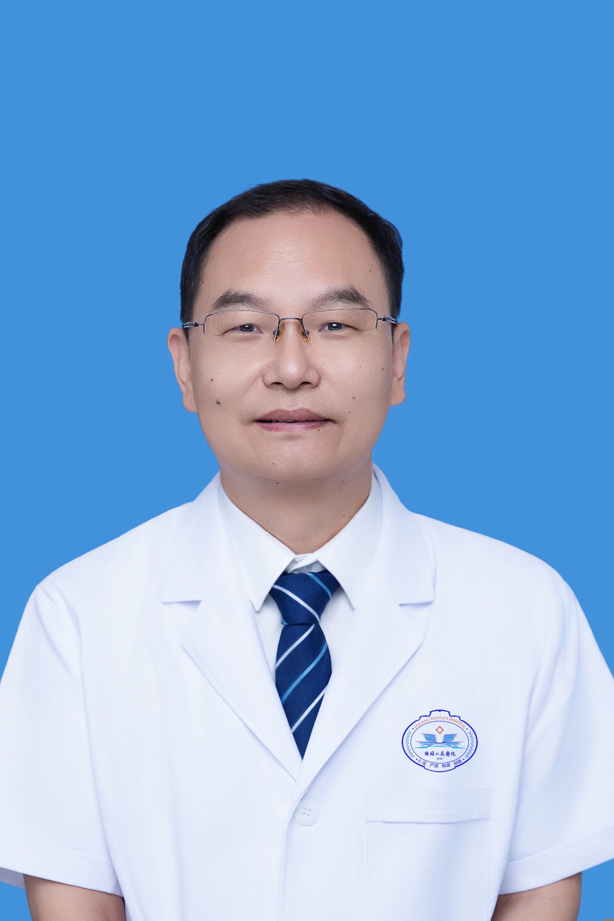 骨科主任医师 张勇华