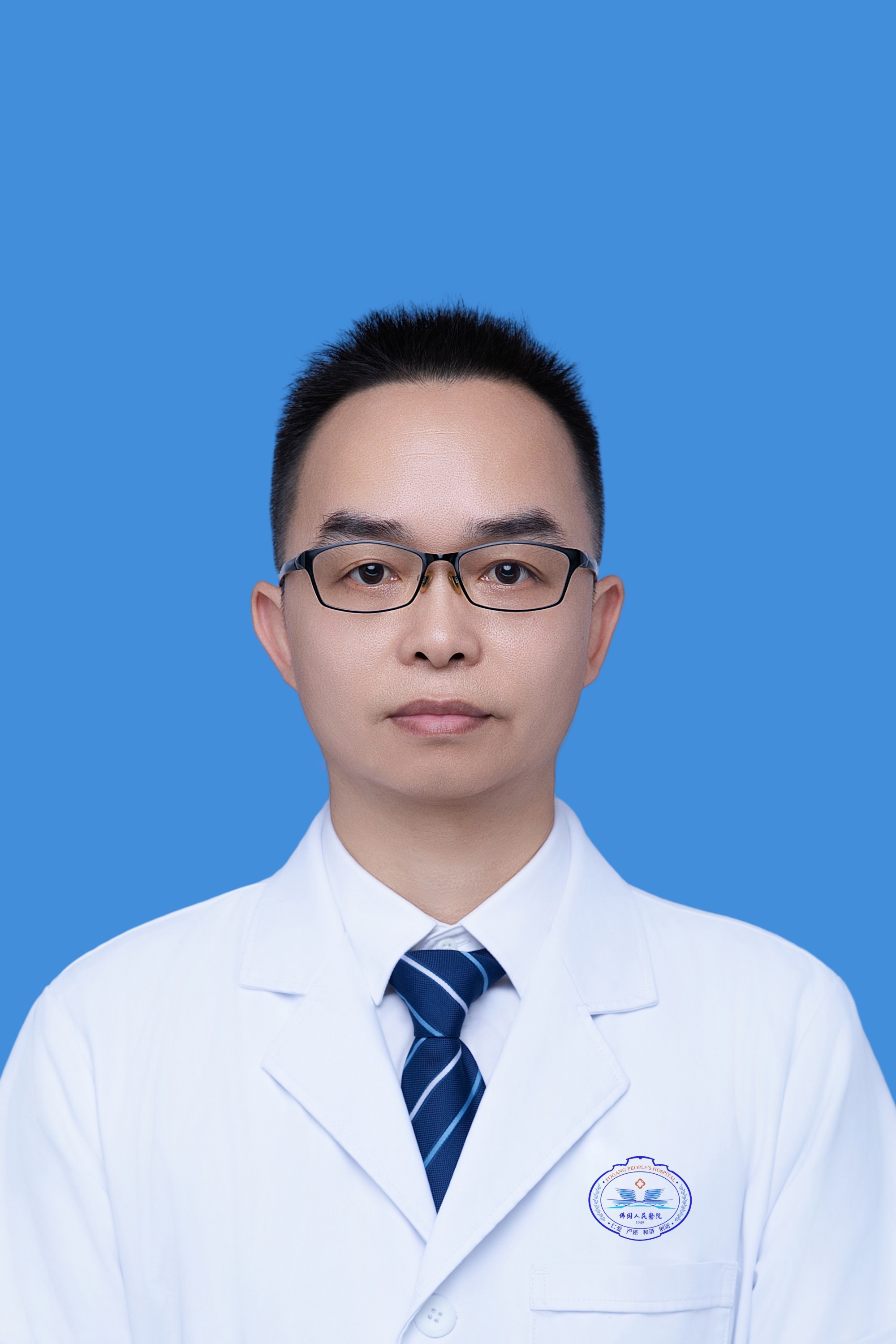 重症医学科副主任医师 朱颂国