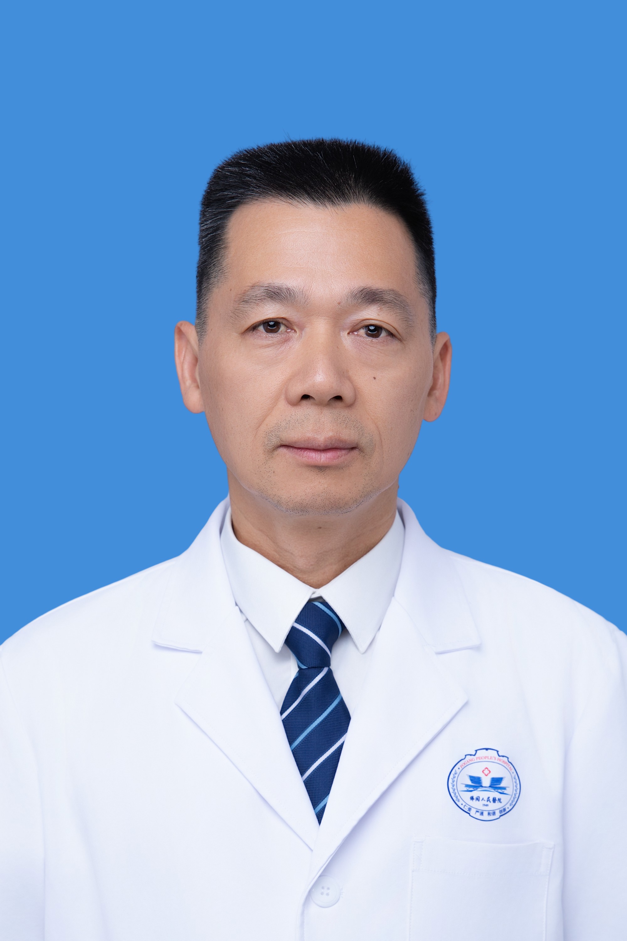 中医科主任医师 黄裕成