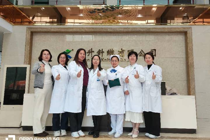 “送医上门”！佛冈人医进企业开展女职工健康讲座和义诊活动