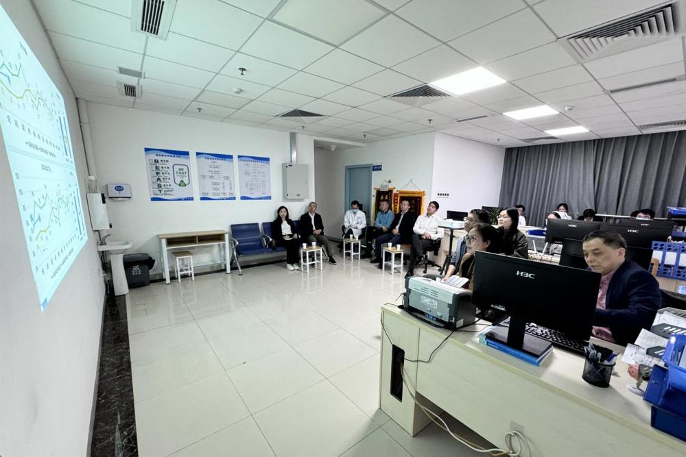 e922c2e0ad1bb9b3a19ffcfdf698704_副本