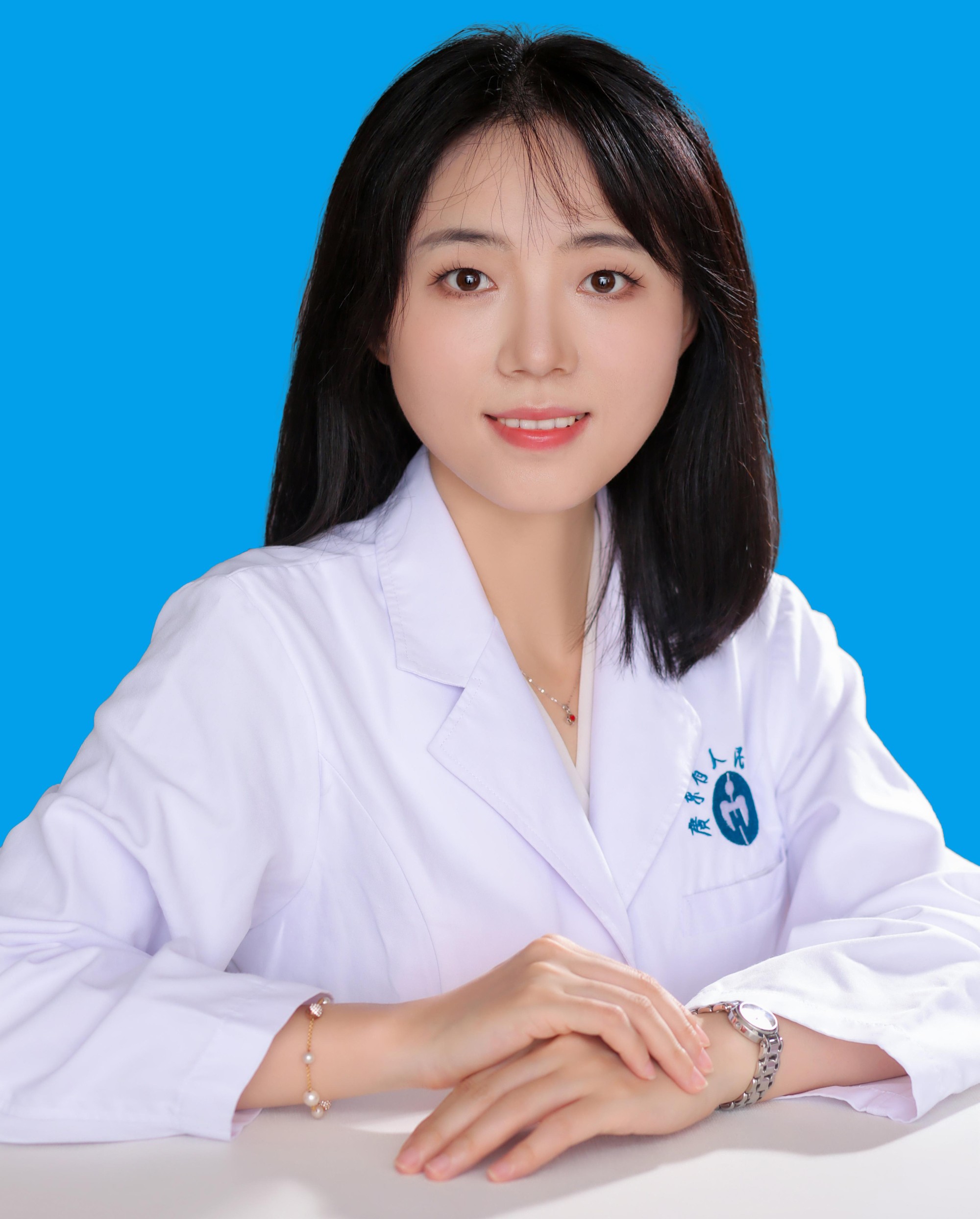 主治医师 曹莉