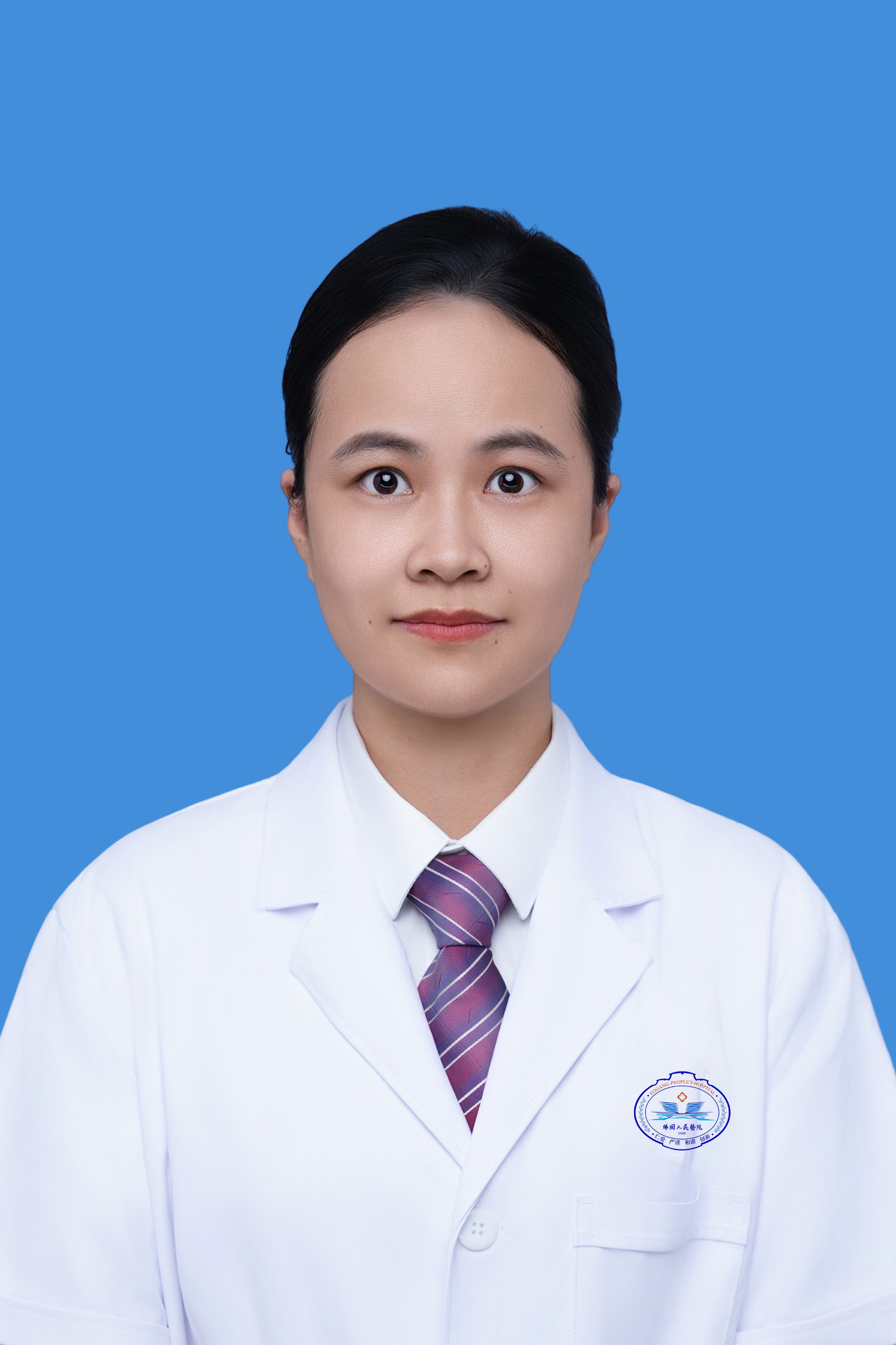 副主任医师 黎明珠